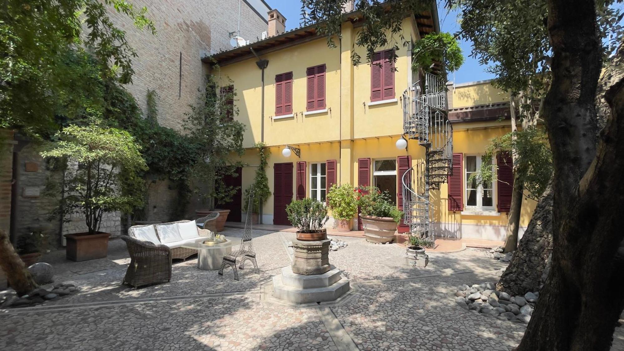 Chez Papa Bed & Breakfast Ravenna Bagian luar foto